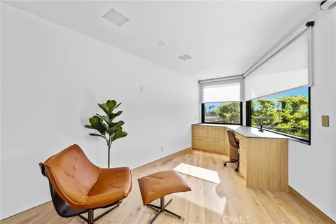 $4,695,000 | 1075 Granville Drive, Newport Beach, CA 92660