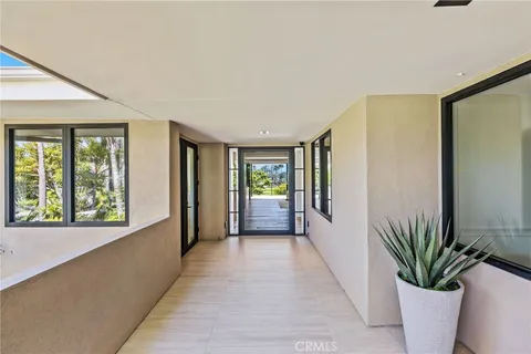 $4,695,000 | 1075 Granville Drive, Newport Beach, CA 92660