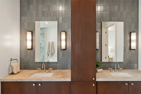 $27,413 | 600 Guadalupe Street, Unit 6306, Austin, TX 78701