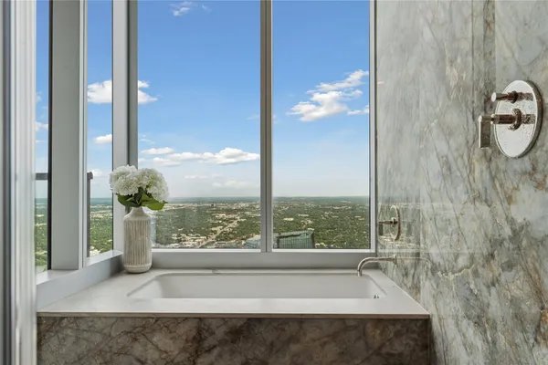 $27,413 | 600 Guadalupe Street, Unit 6306, Austin, TX 78701