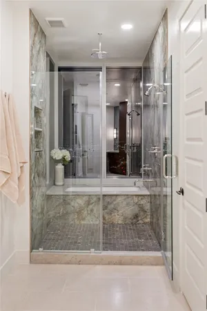 $27,413 | 600 Guadalupe Street, Unit 6306, Austin, TX 78701
