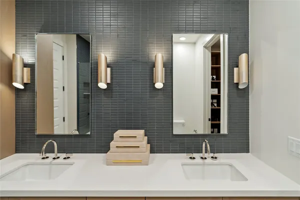 $27,413 | 600 Guadalupe Street, Unit 6306, Austin, TX 78701