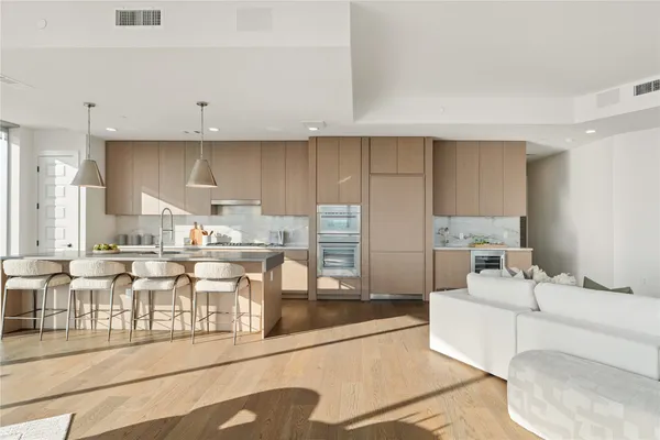 $27,413 | 600 Guadalupe Street, Unit 6306, Austin, TX 78701