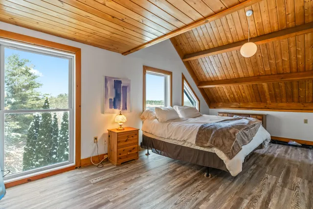 $599,900 | 12 Laurence Way, Falmouth, ME 04105