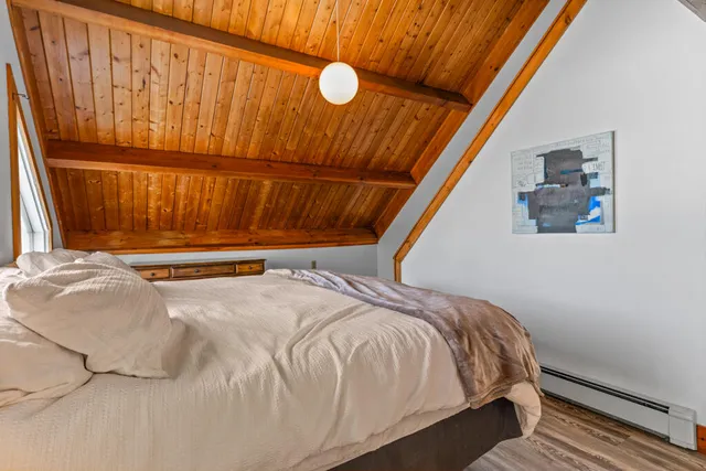 $599,900 | 12 Laurence Way, Falmouth, ME 04105