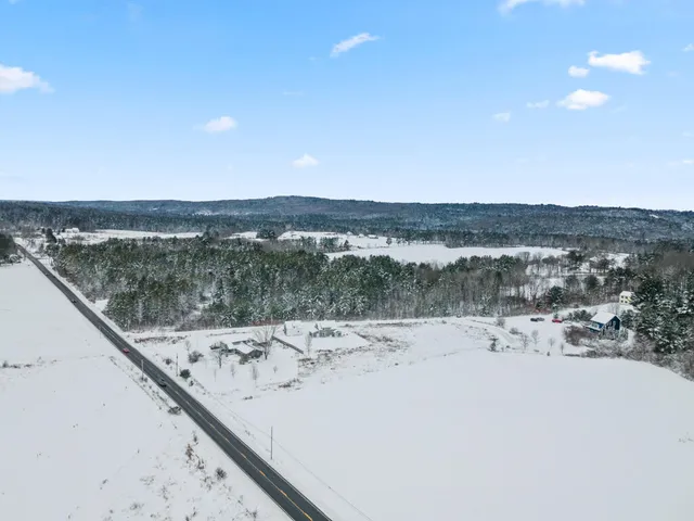 $599,900 | 12 Laurence Way, Falmouth, ME 04105