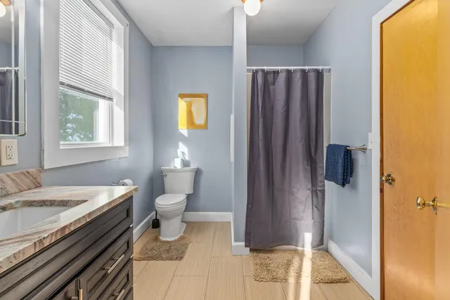 $599,900 | 12 Laurence Way, Falmouth, ME 04105