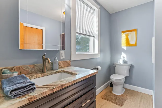 $599,900 | 12 Laurence Way, Falmouth, ME 04105