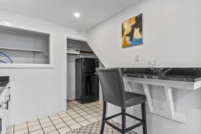 $599,900 | 12 Laurence Way, Falmouth, ME 04105