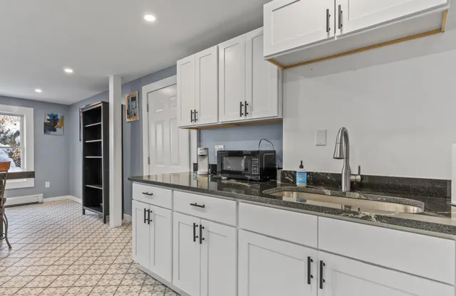 $599,900 | 12 Laurence Way, Falmouth, ME 04105