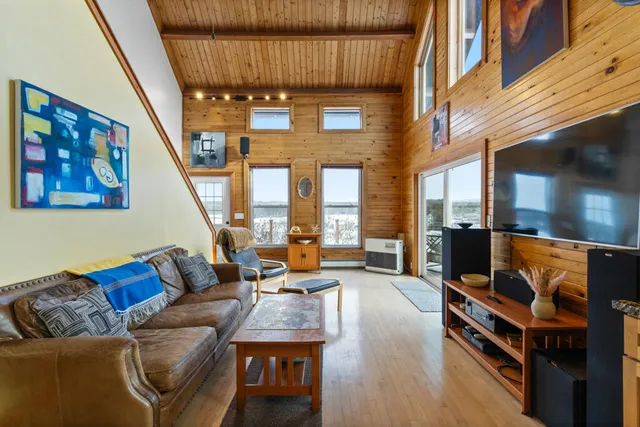 $599,900 | 12 Laurence Way, Falmouth, ME 04105