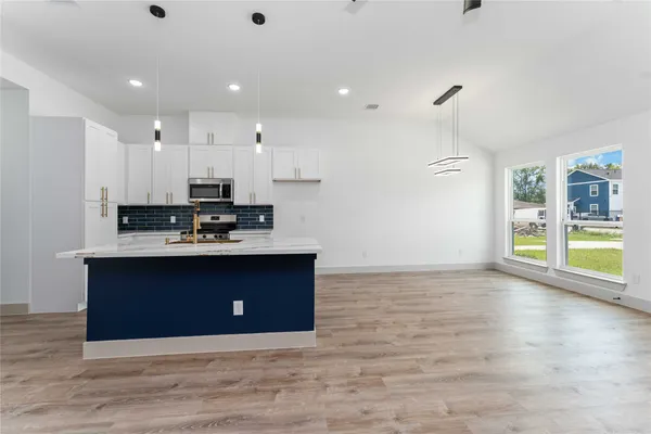 $1,950 | 9001 Nyssa Street, Unit B, Houston, TX 77078