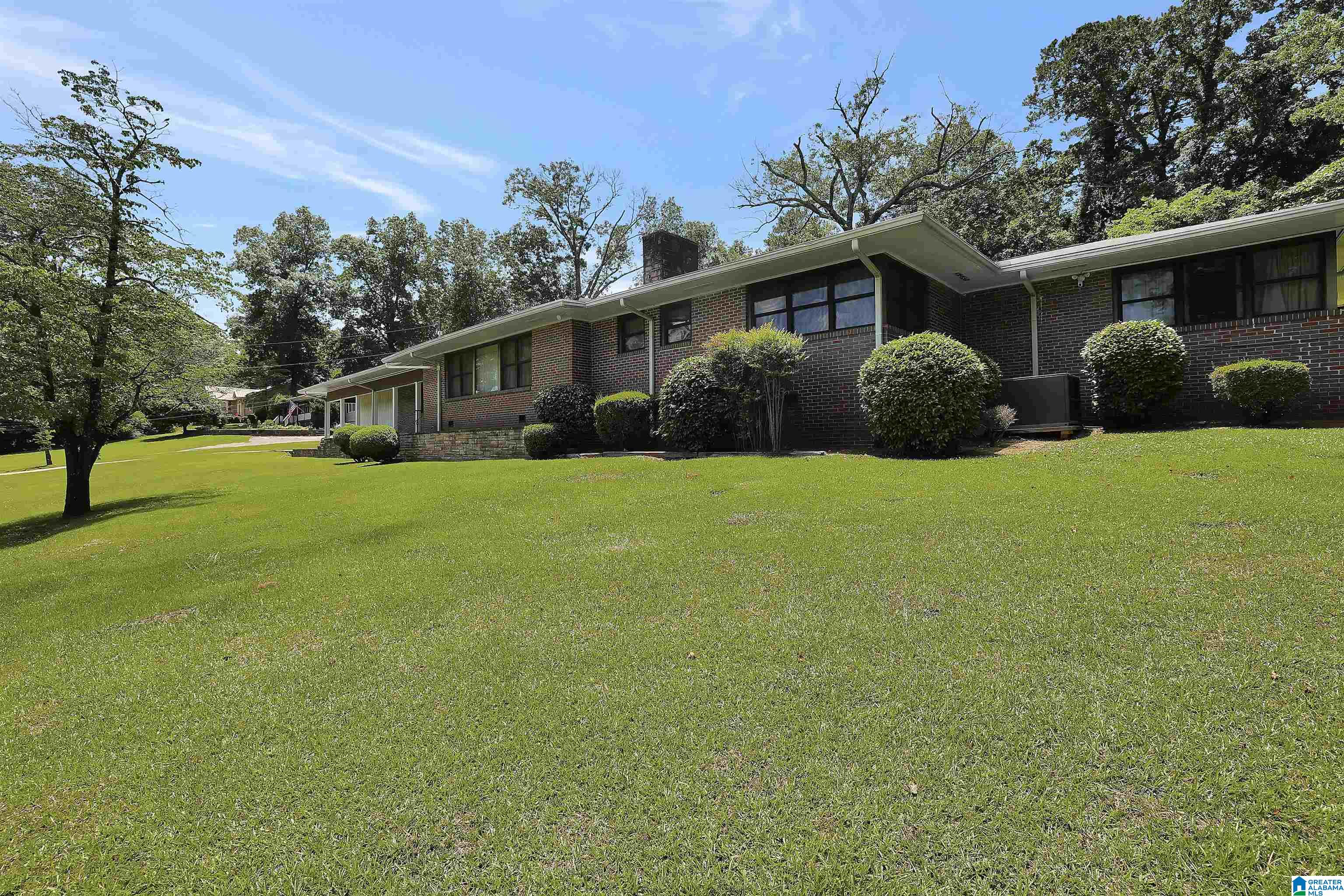 624 Ridge Top Circle Birmingham, AL 35206 - Photo 6 of 33