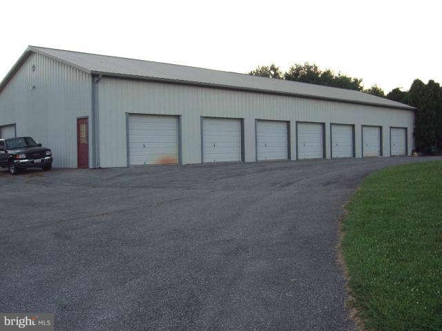 4302 Valley View Road Middletown, MD 21769 - Photo 2 of 22 Garage holds up to THIRTY cars