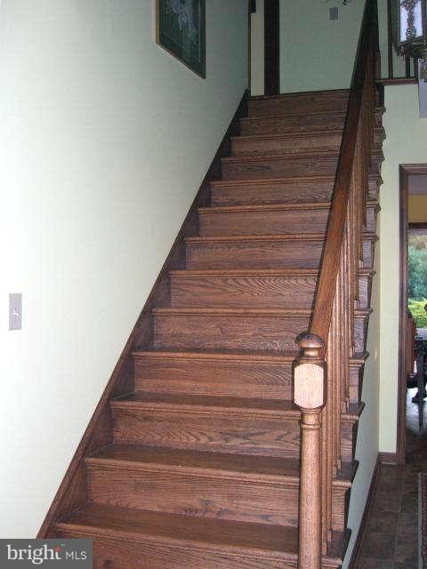 4302 Valley View Road Middletown, MD 21769 - Photo 10 of 22 Foyer with gorgeous wood steps and railing