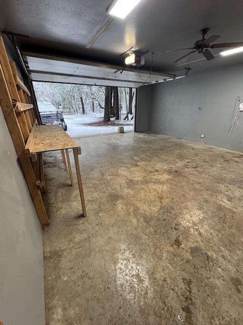 201 Kirkham Road Cave Junction, OR 97523 - Photo 44 of 55 garage2
