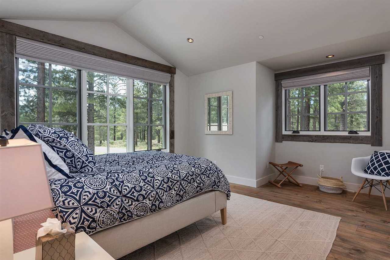 11081 Henness Road Truckee, CA 96161 - Photo 7 of 14 Spacious suite