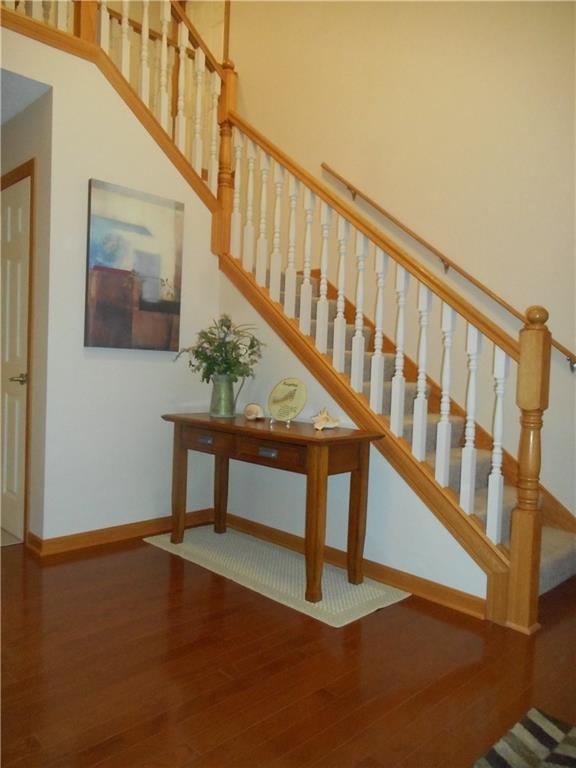 130 Vance Road New Castle, PA 16102 - Photo 4 of 25 Large entry is so welcoming with the beautiful wood floors.