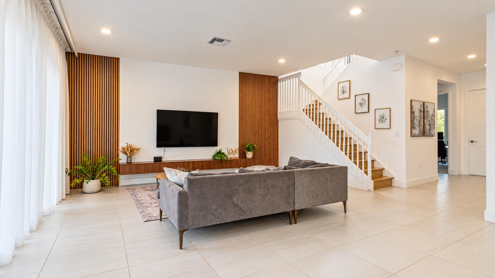 20050 Hirono Lane Boca Raton, FL 33434 - Photo 10 of 71 Living Room