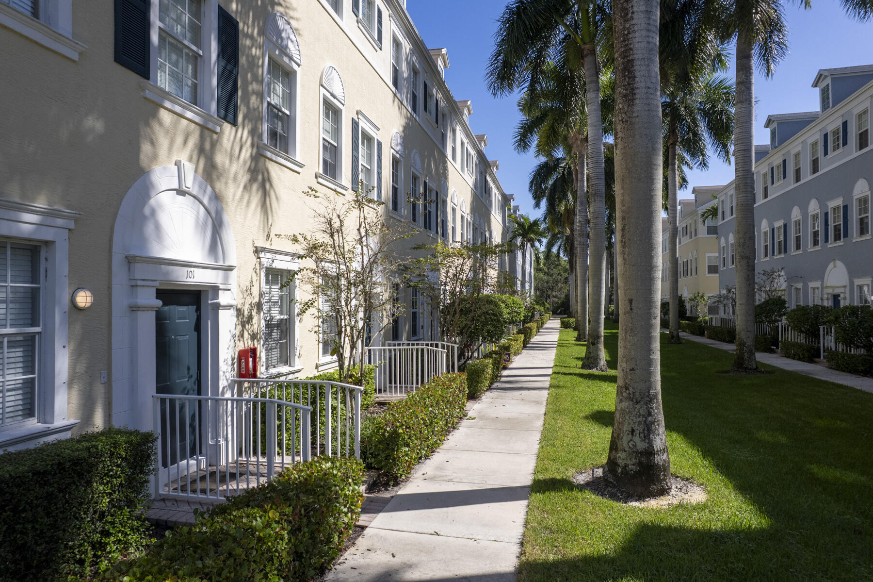 114 Locustberry Lane, Unit 101 Jupiter, FL 33458 - Photo 38 of 59 114_L-Berry_15_MLS