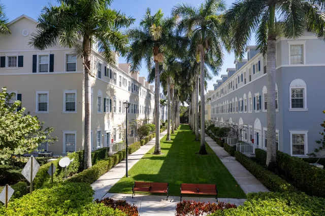 $469,000 | 114 Locustberry Lane, Unit 101, Jupiter, FL 33458