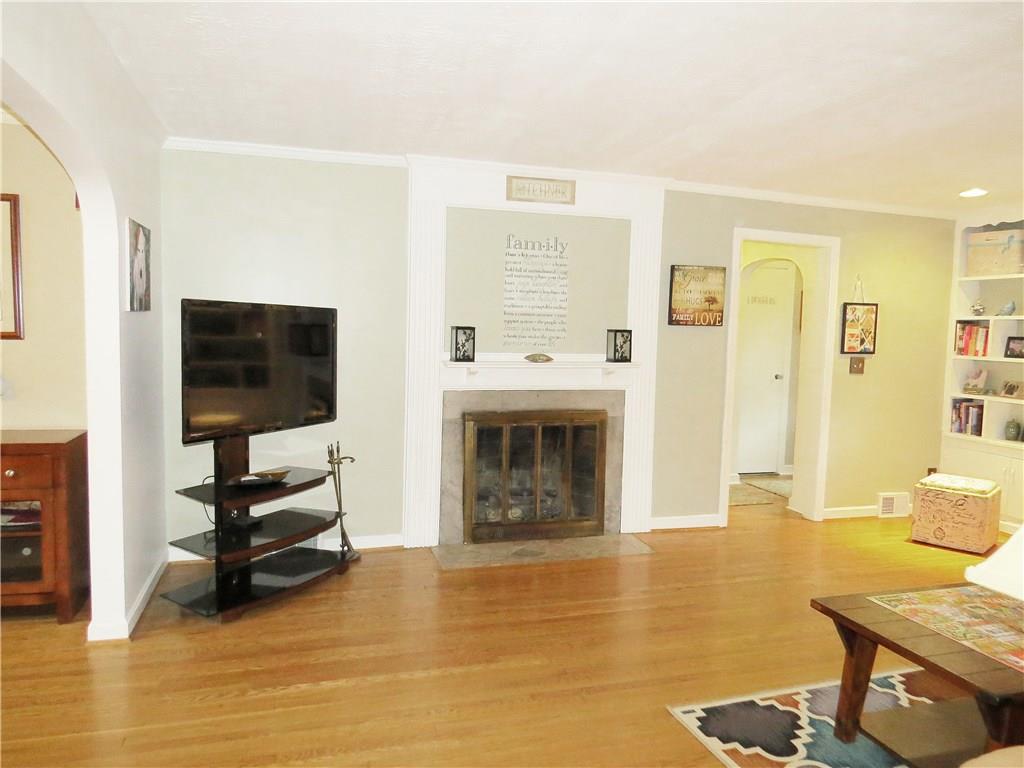 208 Edgewood Road Butler, PA 16001 - Photo 15 of 25