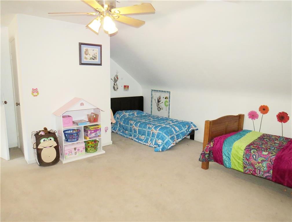 208 Edgewood Road Butler, PA 16001 - Photo 24 of 25
