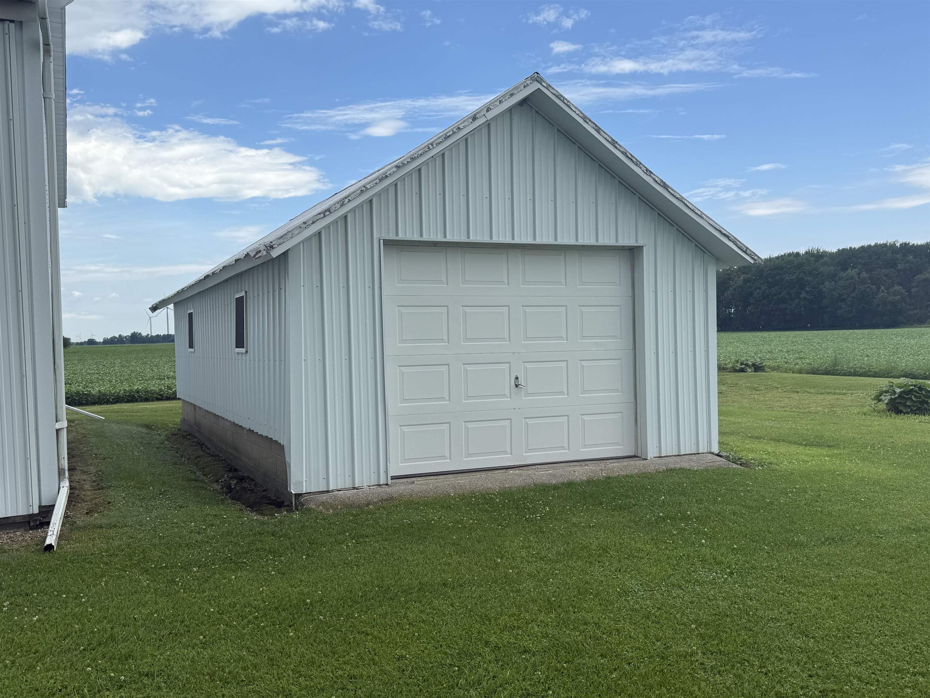 5877 East Adams Road Breckenridge, MI 48615 - Photo 9 of 48