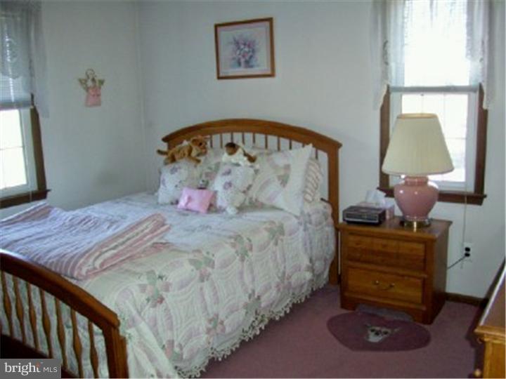 572 Lincoln Road Pilesgrove, NJ 08098 - Photo 14 of 16 Bedroom 2