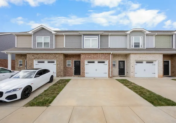 $225,000 | 326 Fallow Circle, Clarksville, TN 37040