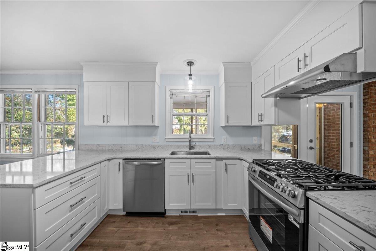 409 Strange Road Taylors, SC 29687 - Photo 14 of 30