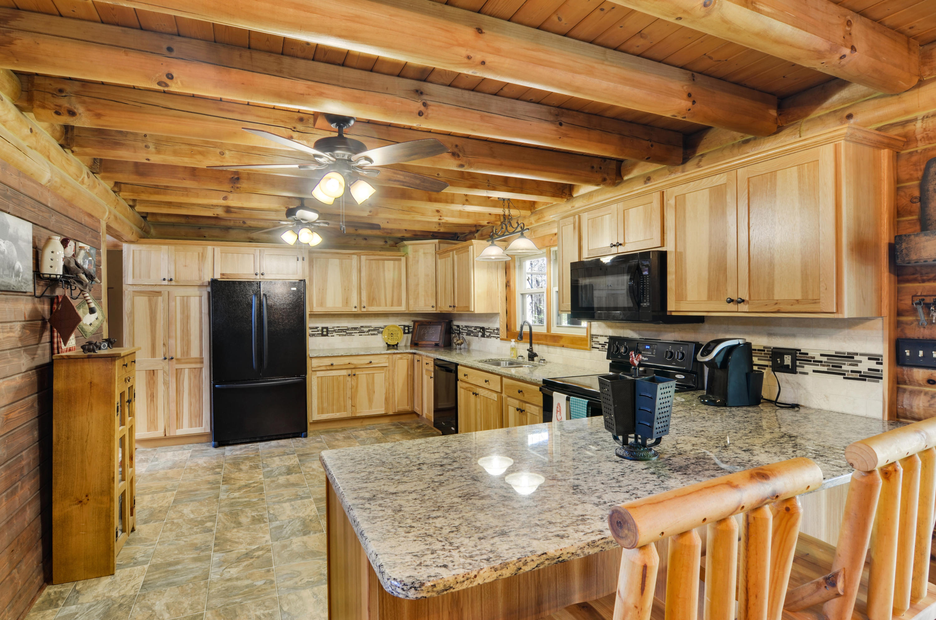 8605 Mill Branch Road Covington, VA 24426 - Photo 9 of 29 Kitchen