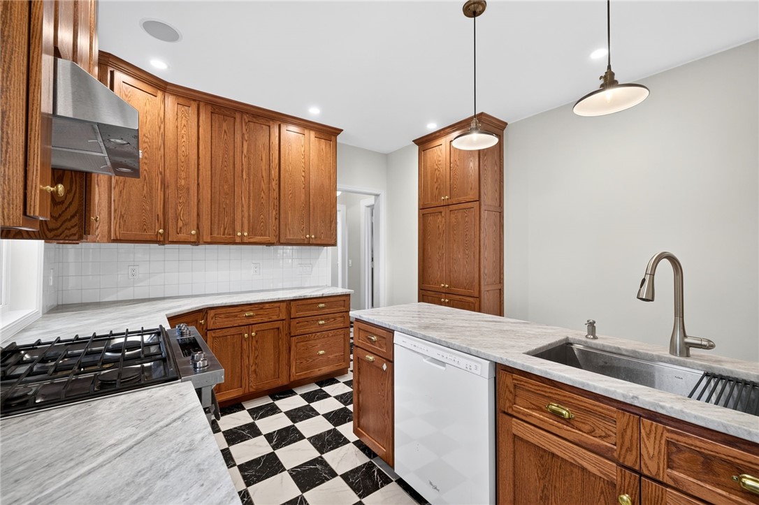 241 Brunswick Street Rochester, NY 14607 - Photo 16 of 39