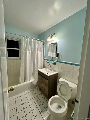 $2,000 | 174 North Middletown Road, Unit A3, Pearl River, NY 10965