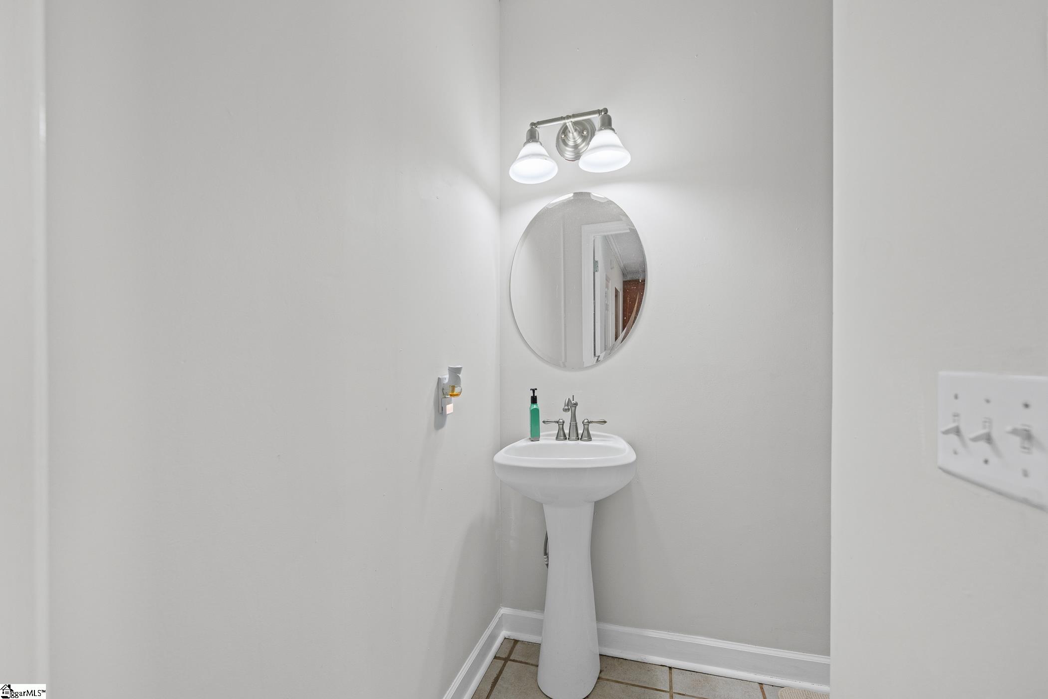 114 Smith St Extension Ware Shoals, SC 29692 - Photo 35 of 43