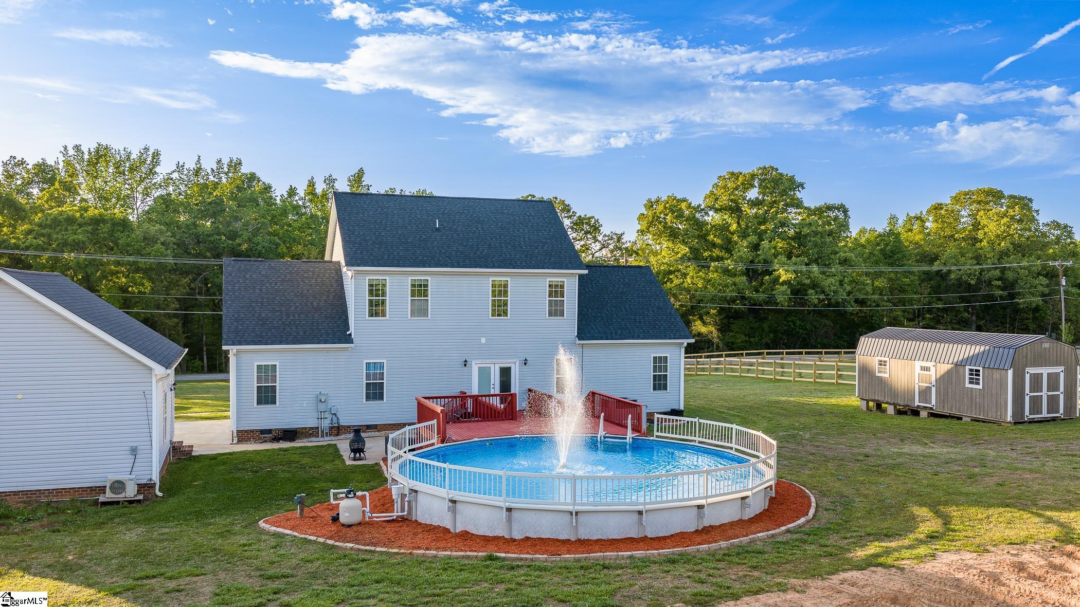 114 Smith St Extension Ware Shoals, SC 29692 - Photo 5 of 43
