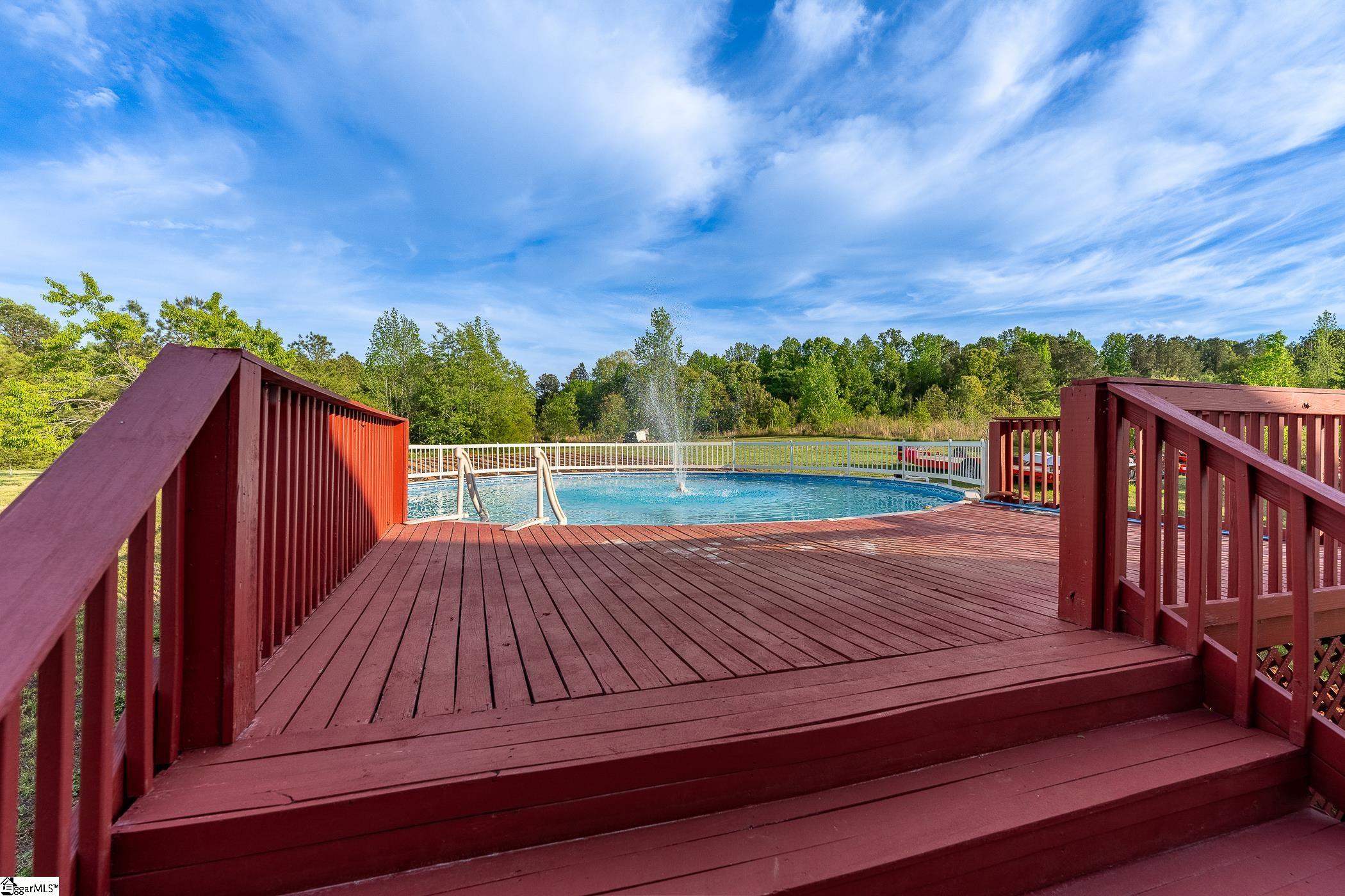 114 Smith St Extension Ware Shoals, SC 29692 - Photo 6 of 43