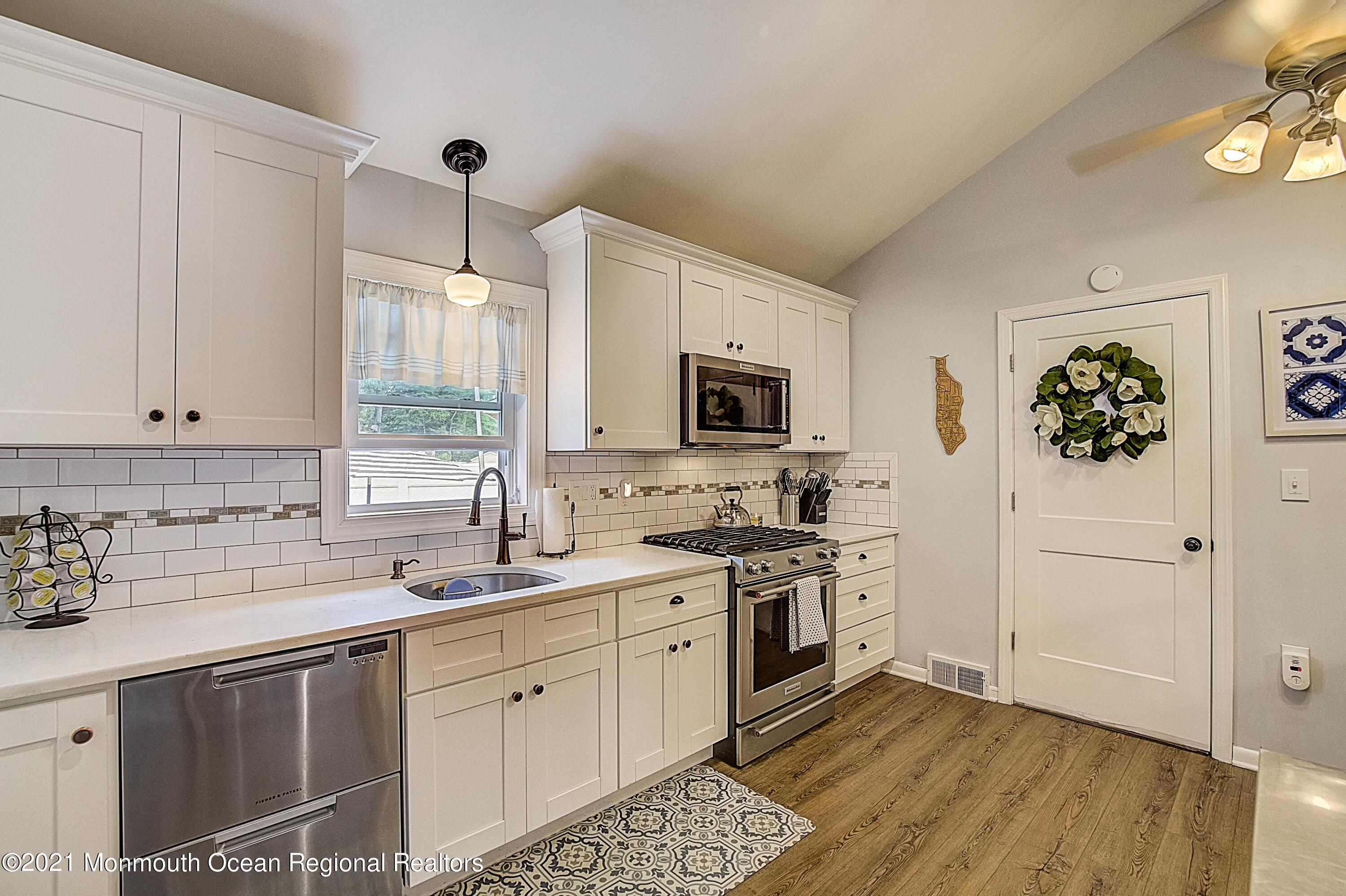 1401 Dorset Dock Road Point Pleasant, NJ 08742 - Photo 12 of 32 20-Dorset Dock Rd-020