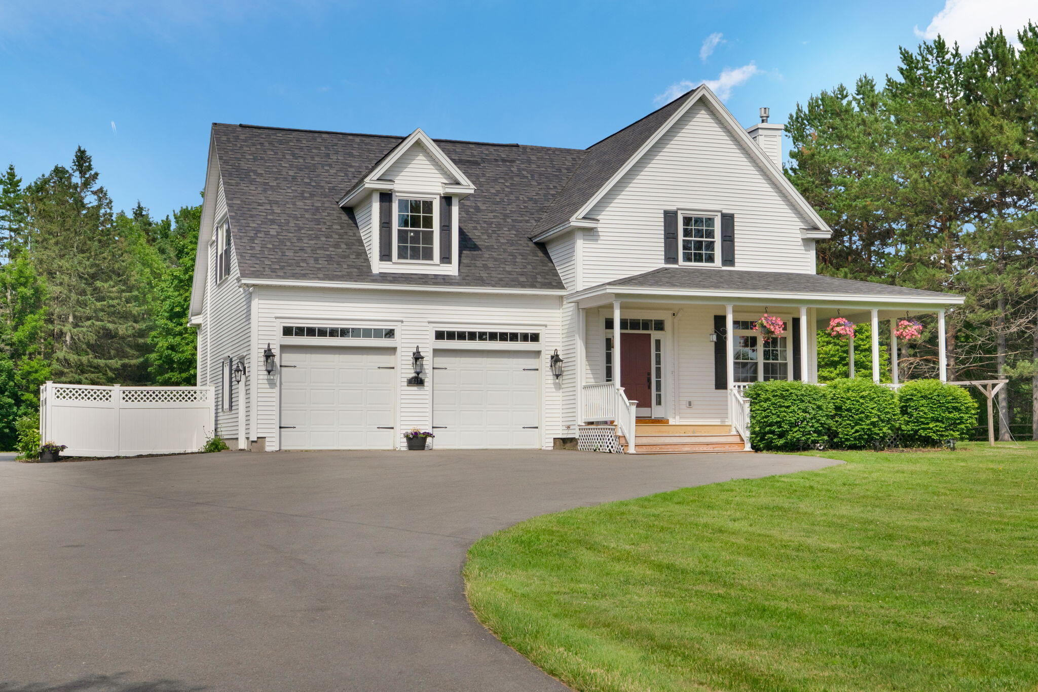 517 Blackstream Road Hermon, ME 04401 - Photo 2 of 46 32