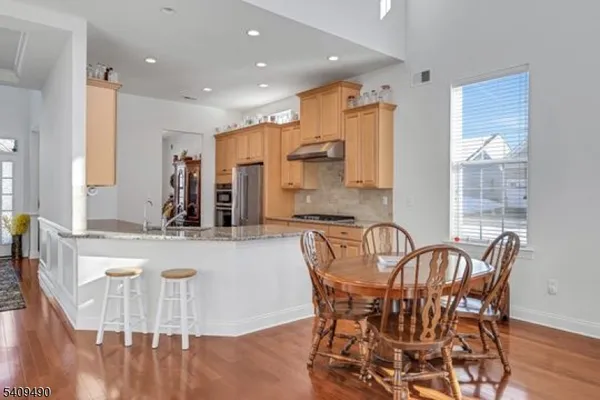 $899,000 | 4 Virgil Lane, Flanders, NJ 07836