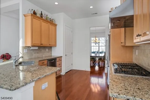 $899,000 | 4 Virgil Lane, Flanders, NJ 07836