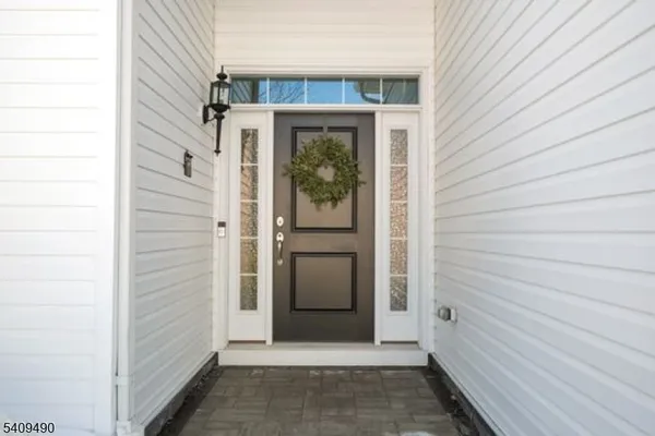 $899,000 | 4 Virgil Lane, Flanders, NJ 07836