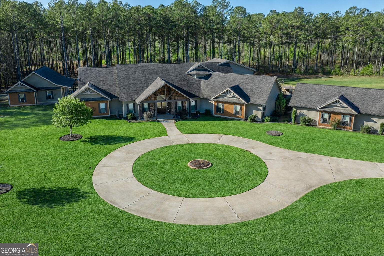 2161 Bear Creek Road Moreland, GA 30259 - Photo 2 of 137
