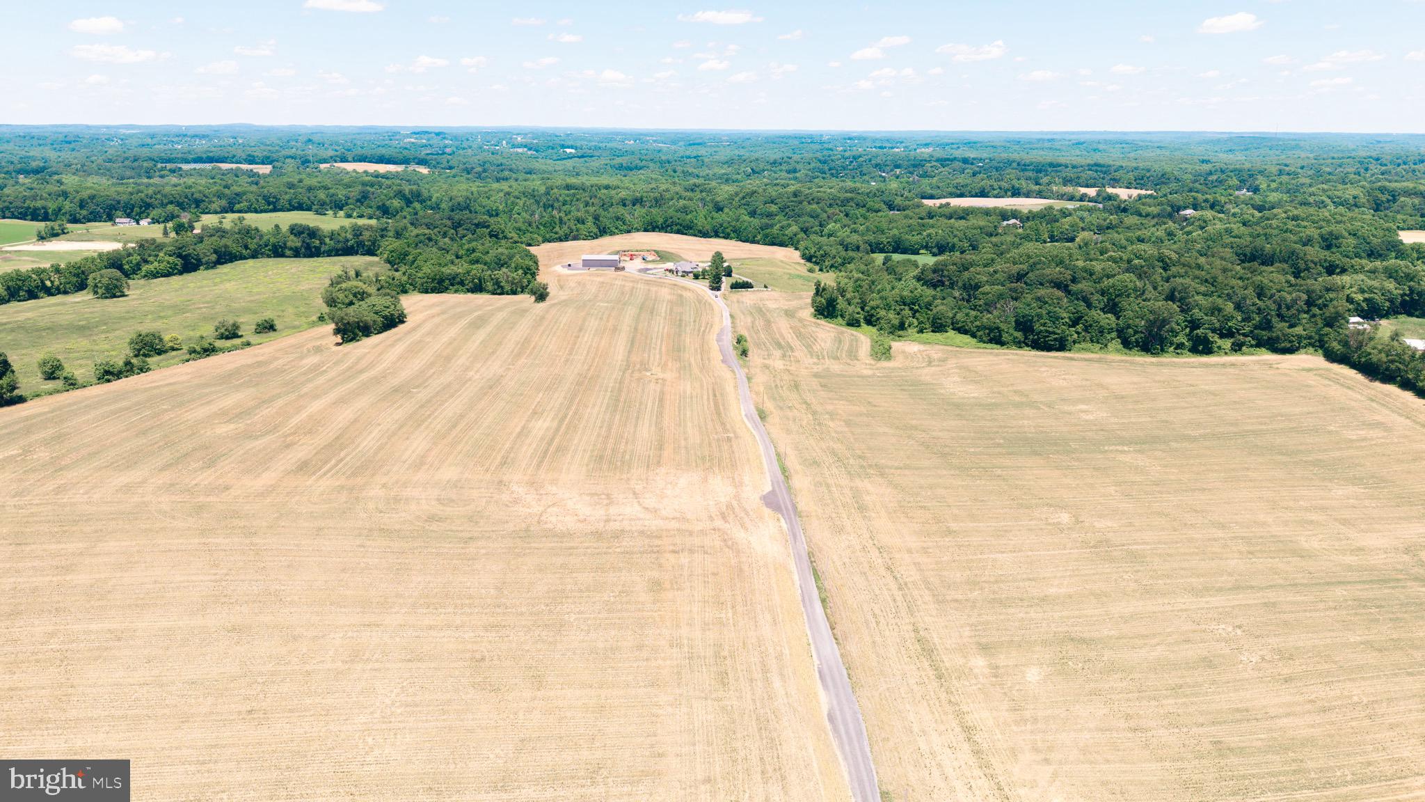 13090 Old Frederick Road Sykesville, MD 21784 - Photo 8 of 31