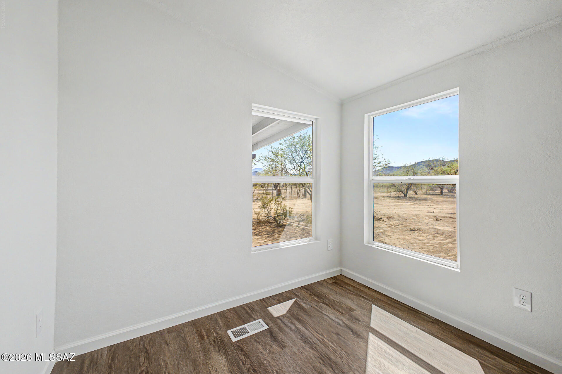 7850 South Worden Road Tucson, AZ 85735 - Photo 15 of 40 Breakfast Nook