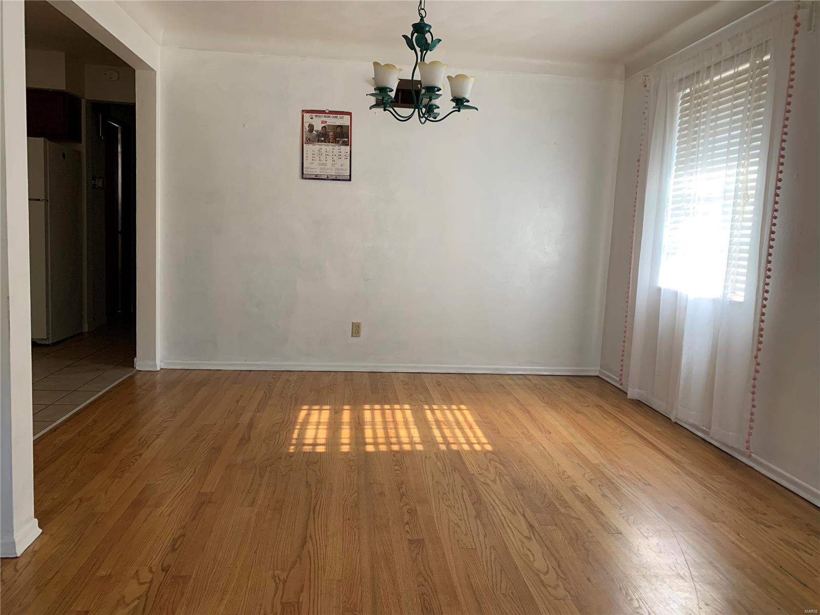 7436 Morgan Ford Road St. Louis, MO 63116 - Photo 4 of 28 Gallery Image 4