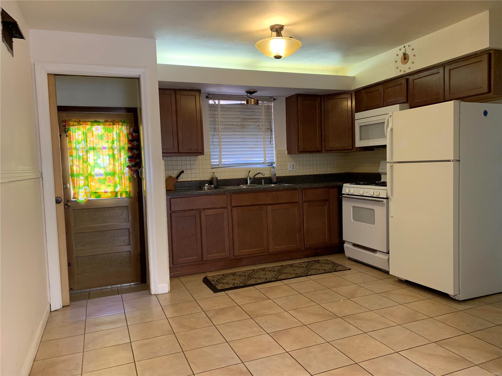 7436 Morgan Ford Road St. Louis, MO 63116 - Photo 7 of 28 Gallery Image 7