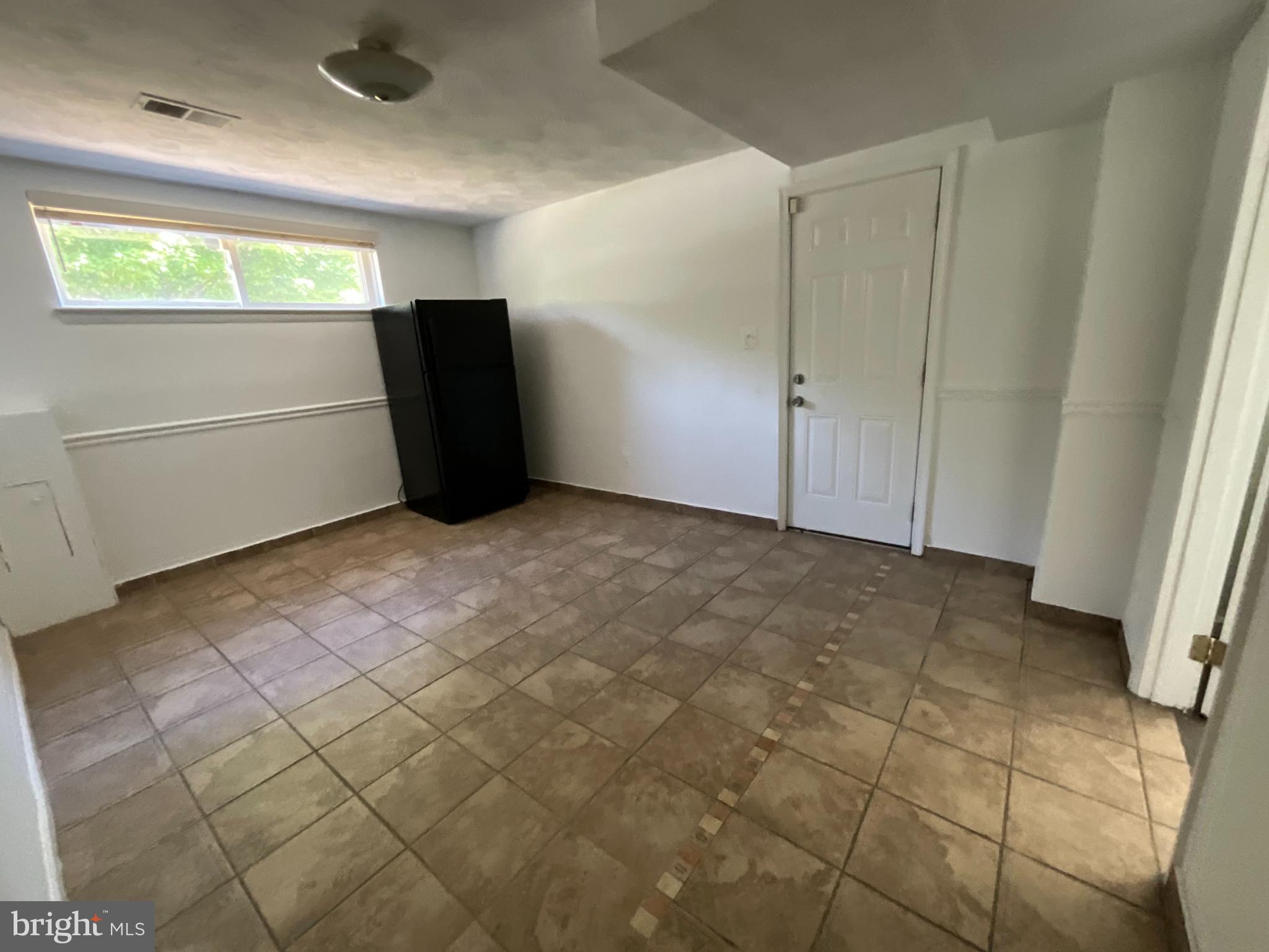 10708 Meadowhill Road Silver Spring, MD 20901 - Photo 17 of 25