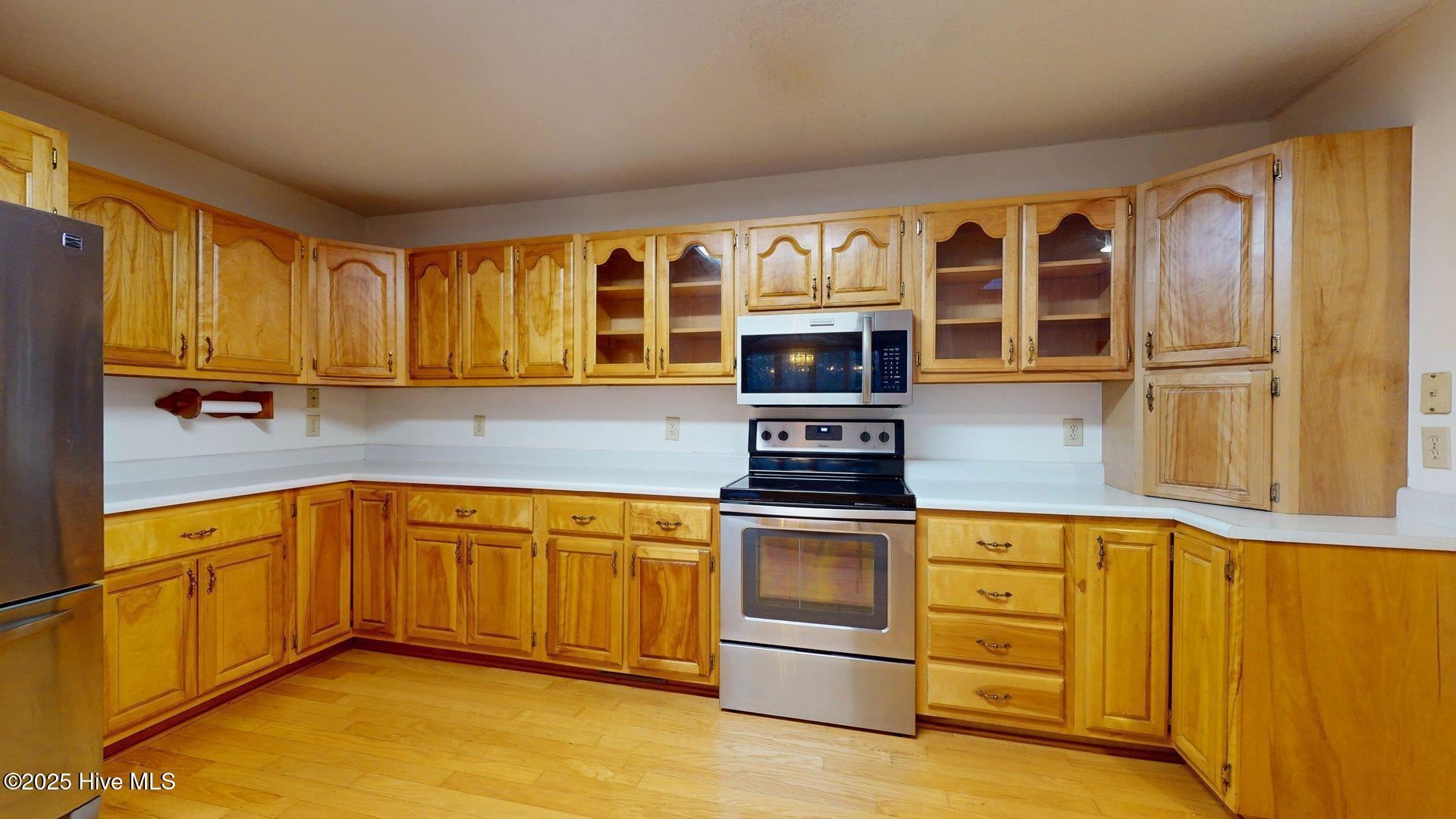 1236 Rays Bridge Road Whispering Pines, NC 28327 - Photo 16 of 95 1236-Rays-Bridge-Rd-11132025_195703