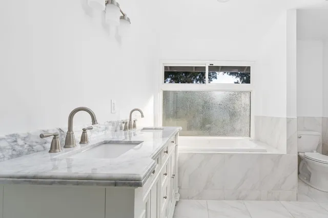 $950,000 | 5454 East Butler Avenue, Fresno, CA 93727